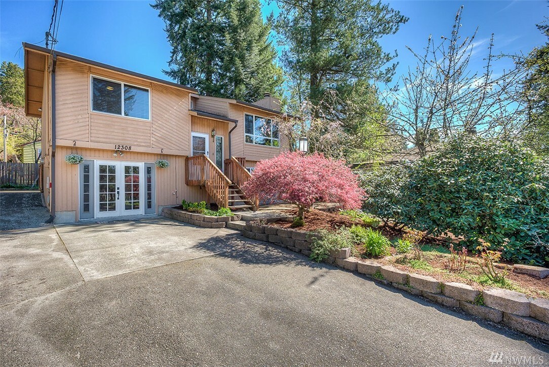Property Photo: 12308 36th Ave NE WA 98125
