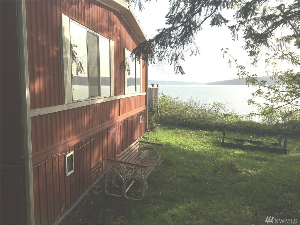 Property Photo: 17242 Maple Lane WA 98257