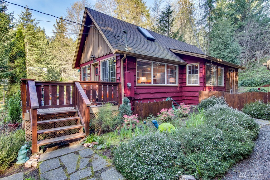 Property Photo: 15705 Cedar Grove Rd NE WA 98370