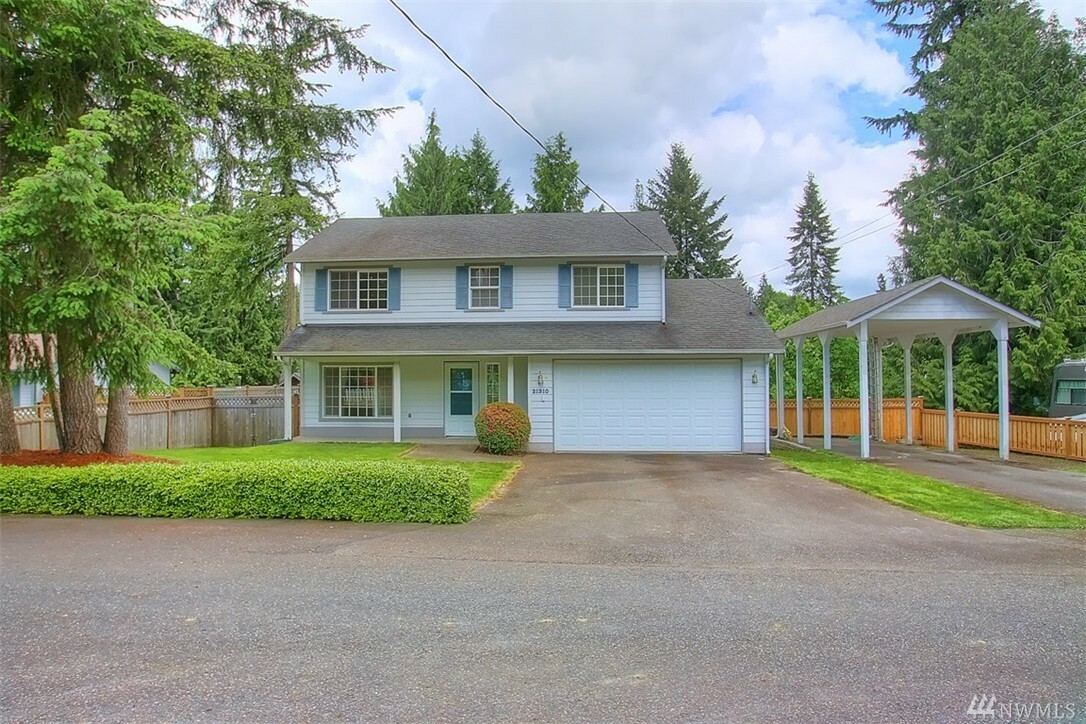 Property Photo:  21310 NE 60th Place  WA 98053 