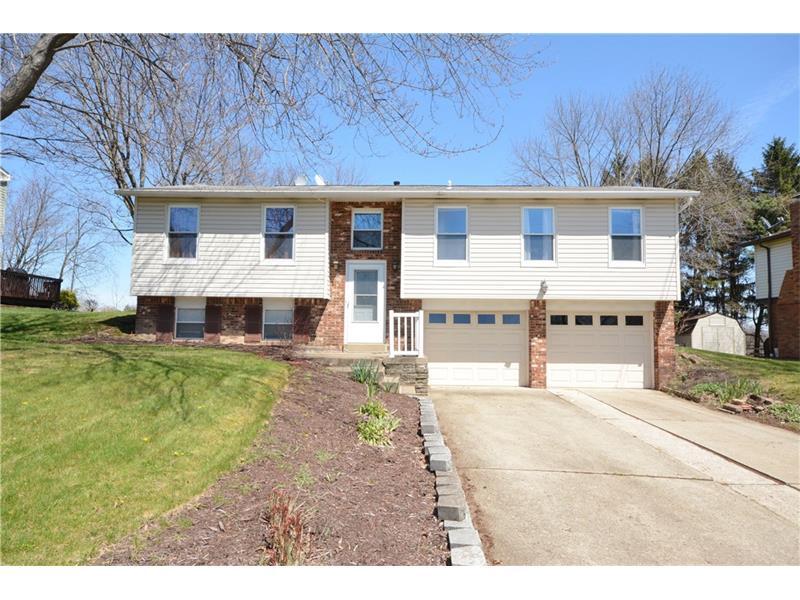 Property Photo:  112 Teton Dr  PA 15239 
