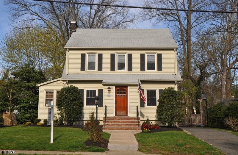 Property Photo:  67 Hedges Ave  NJ 07928 