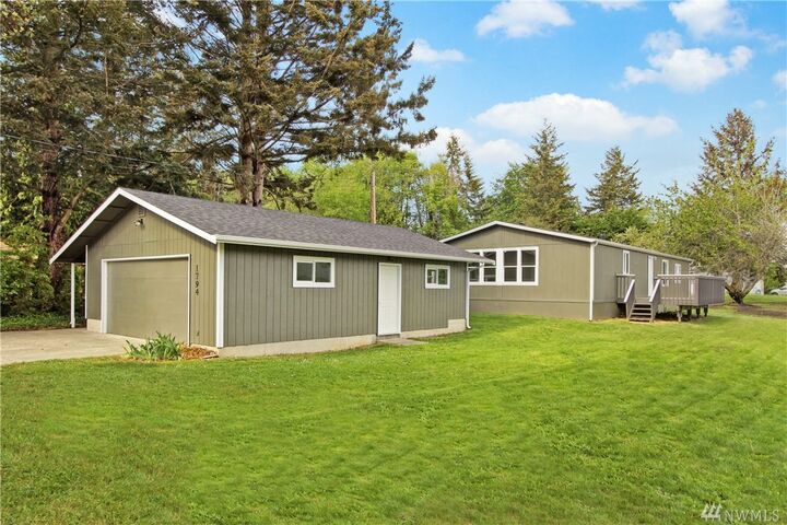 1794 Lake Dr  Camano Island WA 98282 photo