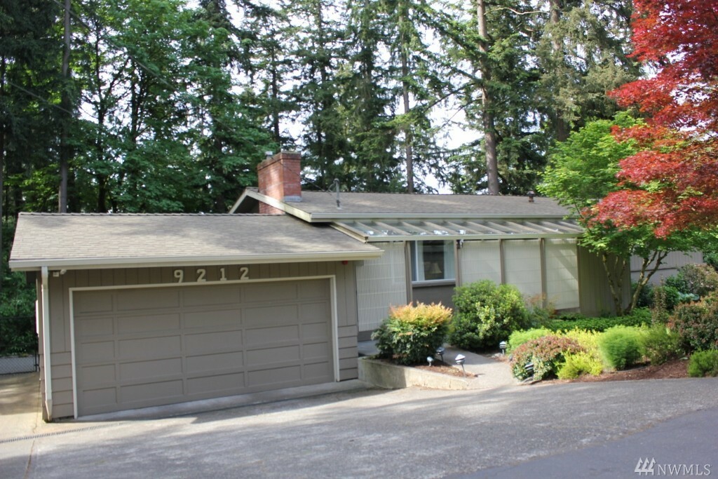 Property Photo: 9212 32nd St E WA 98371