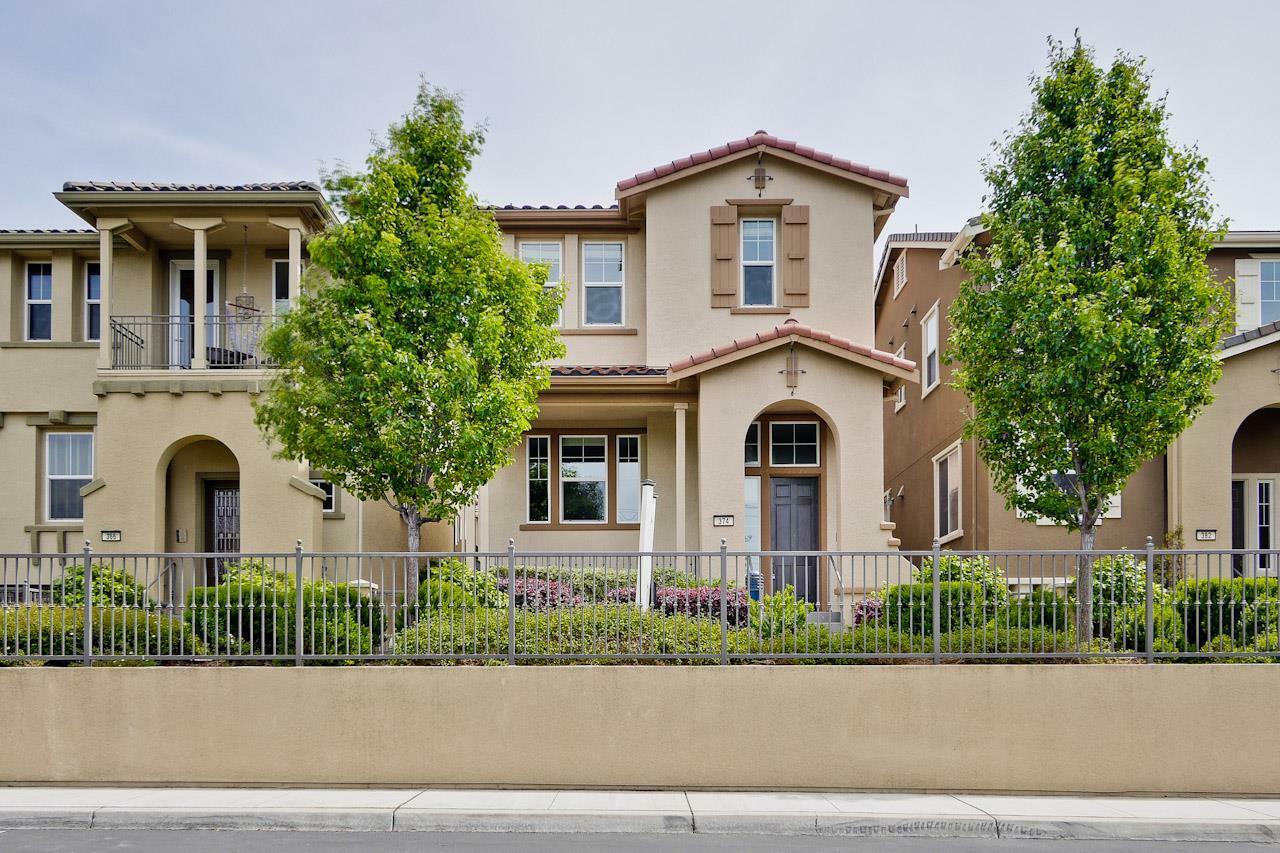 Property Photo: 374 Alvarez Common CA 95035