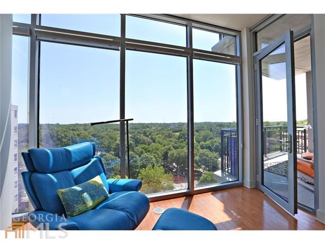 Property Photo: 222 12th St 1207 GA 30309
