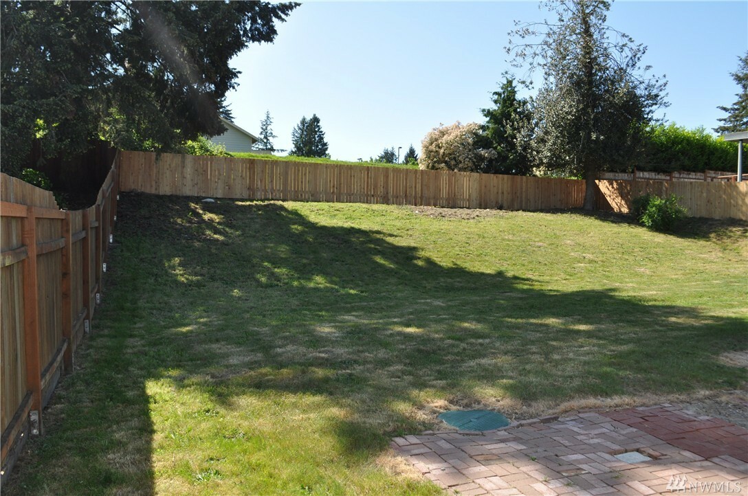 Property Photo:  19707 10th Ave S  WA 98148 