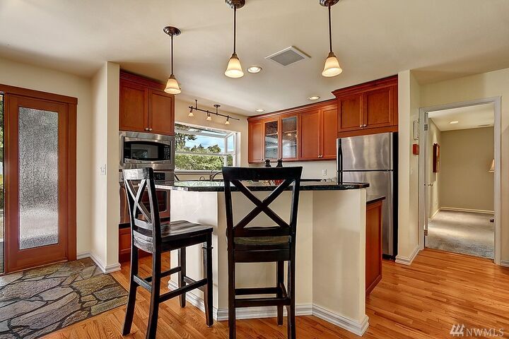 Property Photo:  16627 SE 26th Place  WA 98008 