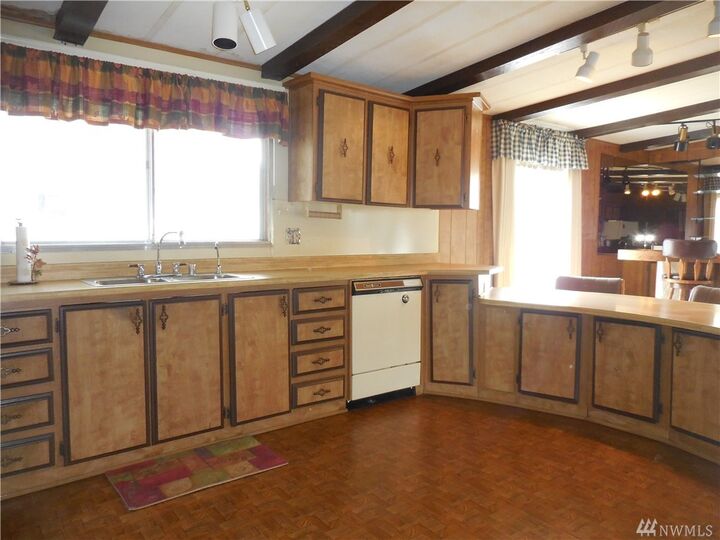 Property Photo:  13320 Highway 99 174  WA 98204 