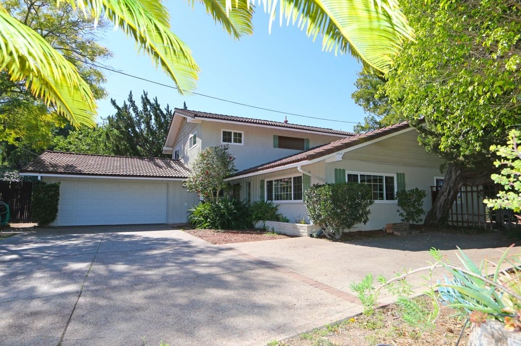 Property Photo:  1479 Los Amigos  CA 92028 