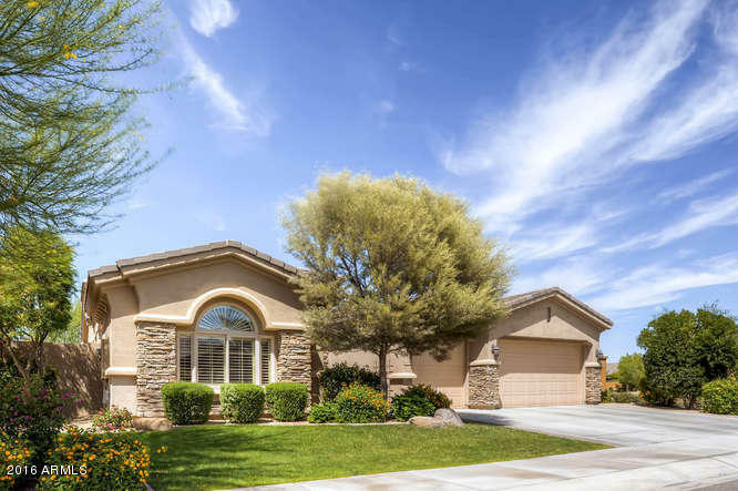 Property Photo:  15730 W Vernon Avenue  AZ 85395 