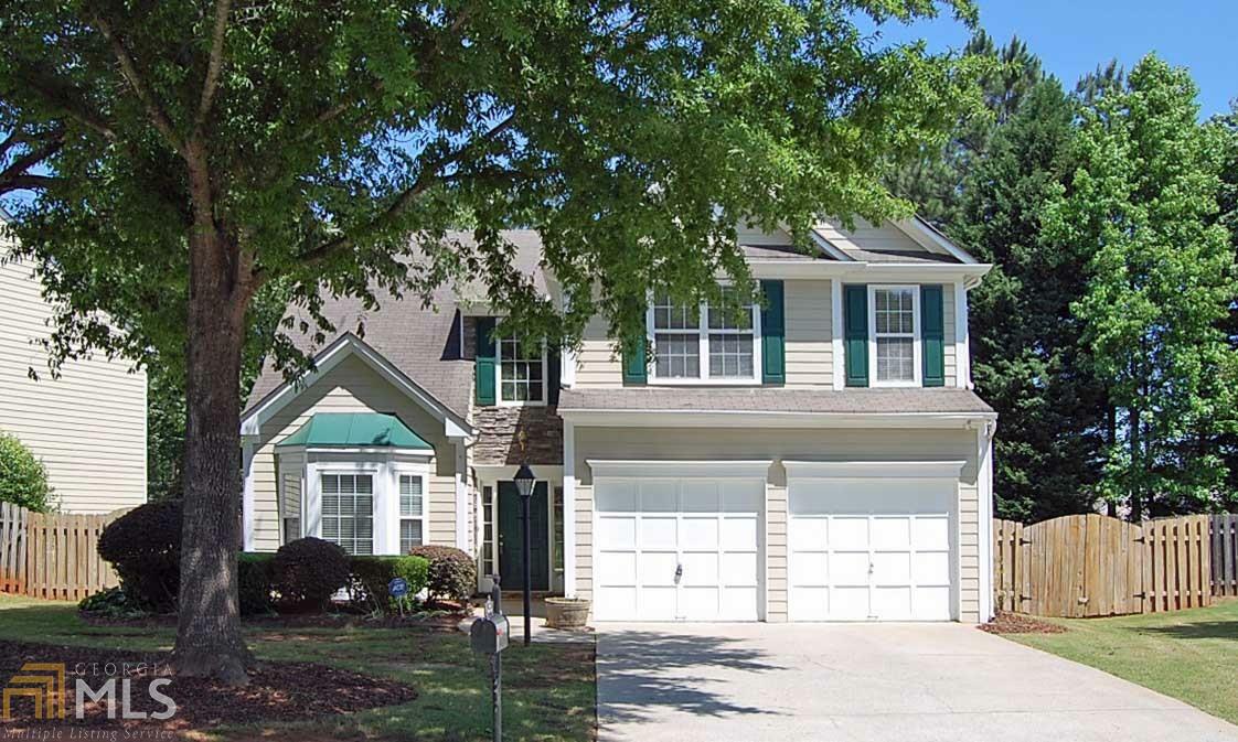 Property Photo: 1372 Glenover Way 302 GA 30062