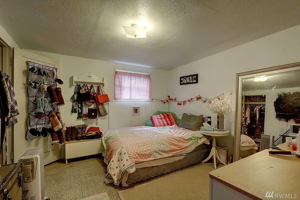 Property Photo: 674 S Lucile St WA 98108
