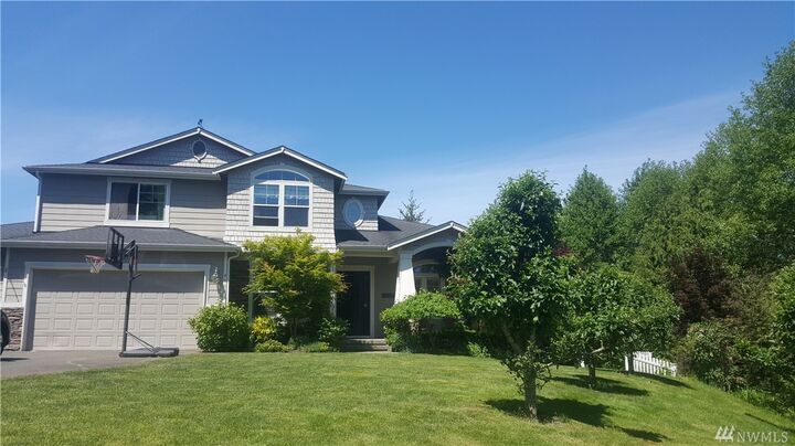 Property Photo: 9806 Trombley Rd WA 98290