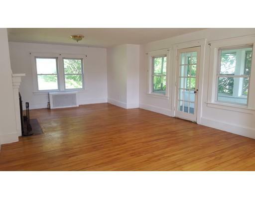 Property Photo:  1009 Pleasant Street  MA 01602 