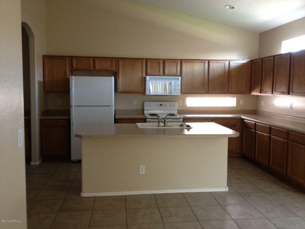 Property Photo:  46029 W Meadows Lane  AZ 85139 