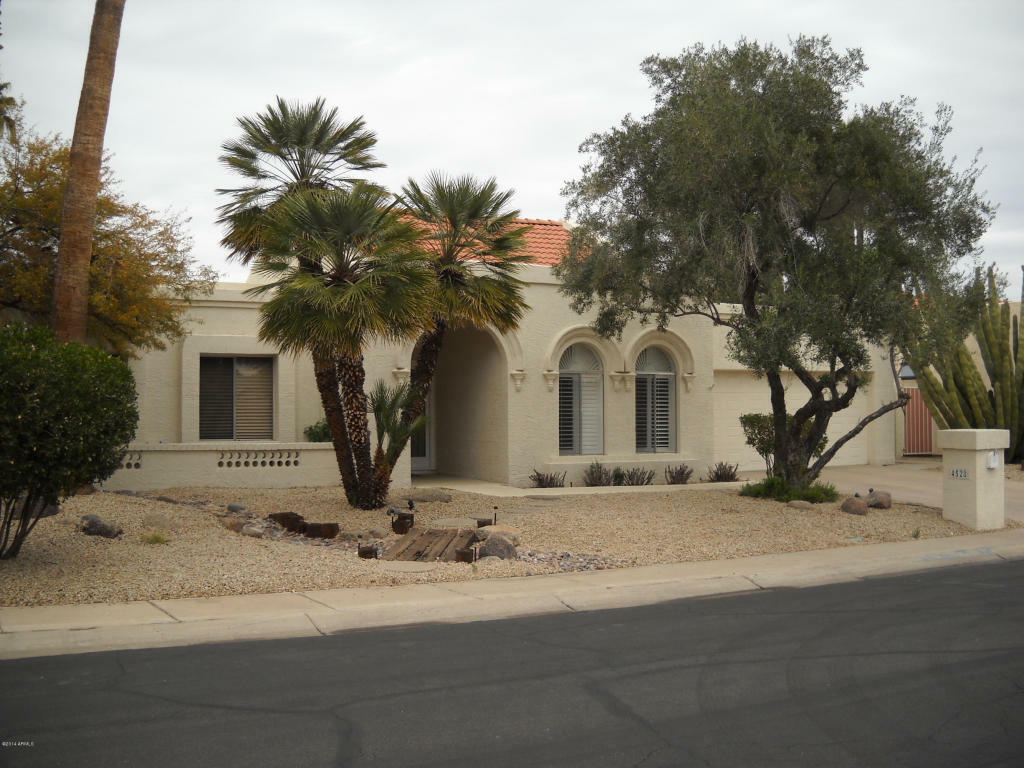 Property Photo: 4528 E Lupine Avenue AZ 85028