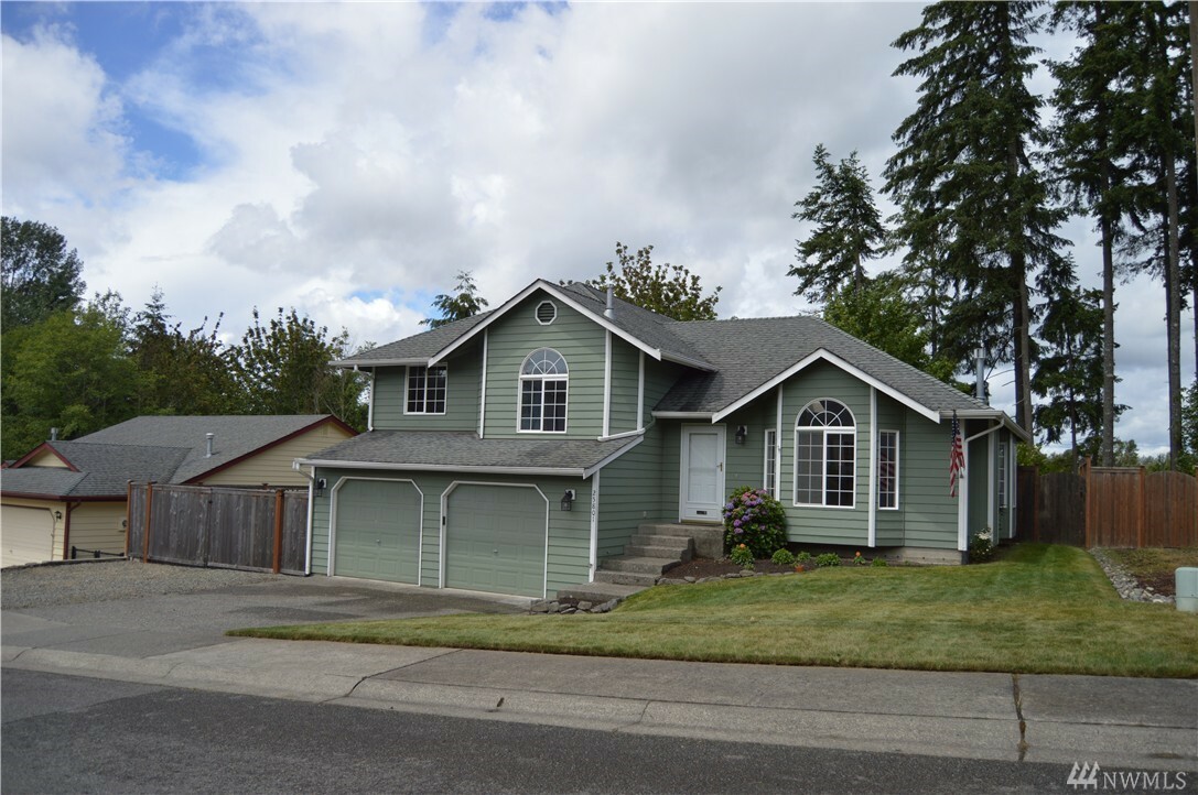 Property Photo: 25801 201st Ave SE WA 98042
