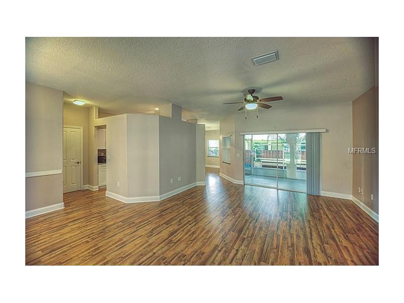 Property Photo:  4220 1st Avenue E  FL 34208 