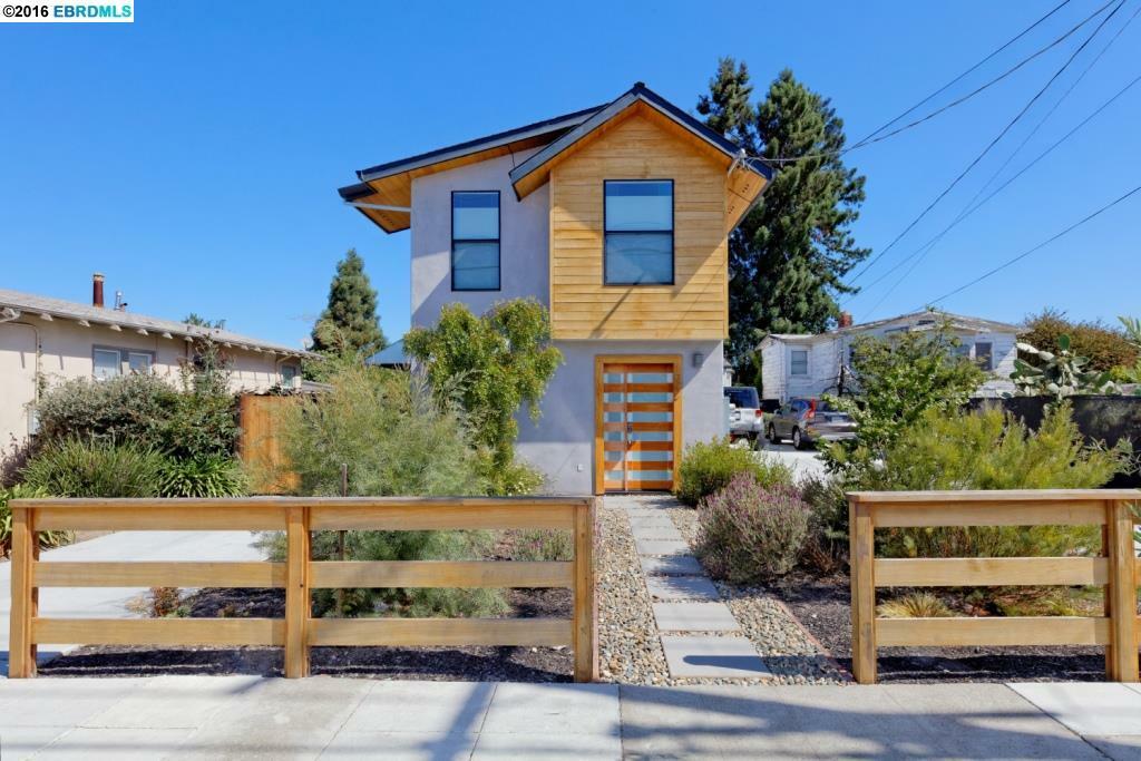 Property Photo:  1022 61st St  CA 94608 