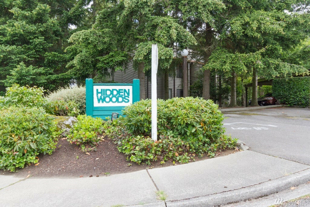 Property Photo: 1804 S 285th Place A-A WA 98003