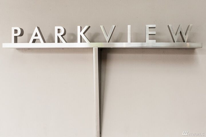 Property Photo: 1101 Seneca St 803 WA 98101