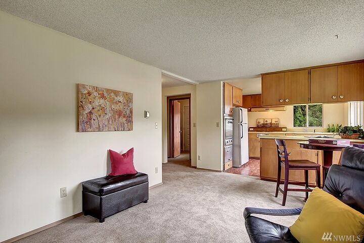 Property Photo:  17442 W Lake Desire Drive SE  WA 98058 