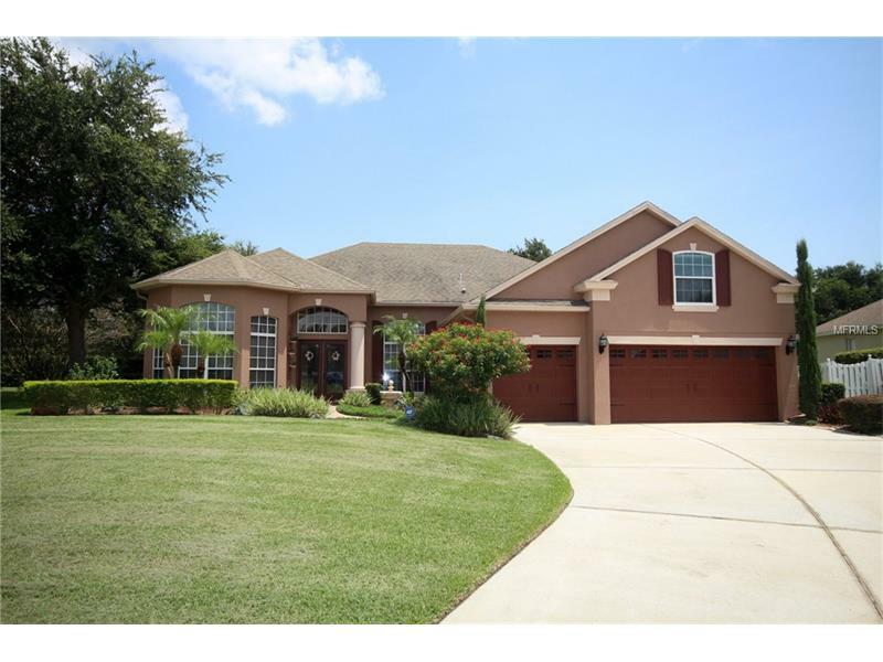 Property Photo:  2001 Clover View Way  FL 34787 