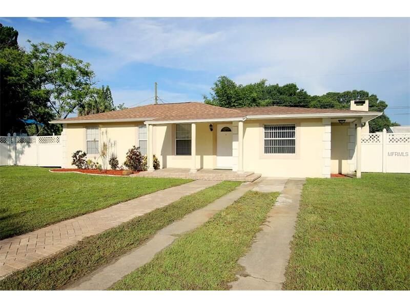 Property Photo:  6818 10th Street N  FL 33702 