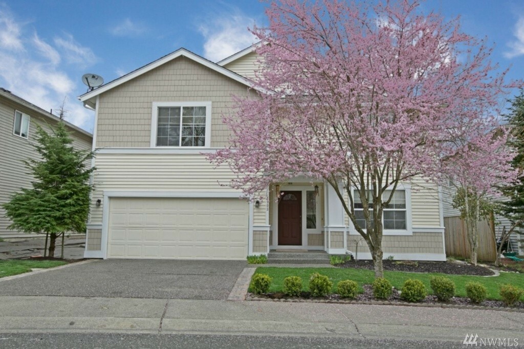 Property Photo:  4903 112th St SE  WA 98208 