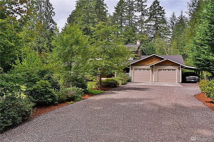 Property Photo:  16407 194th Ave NE  WA 98077 