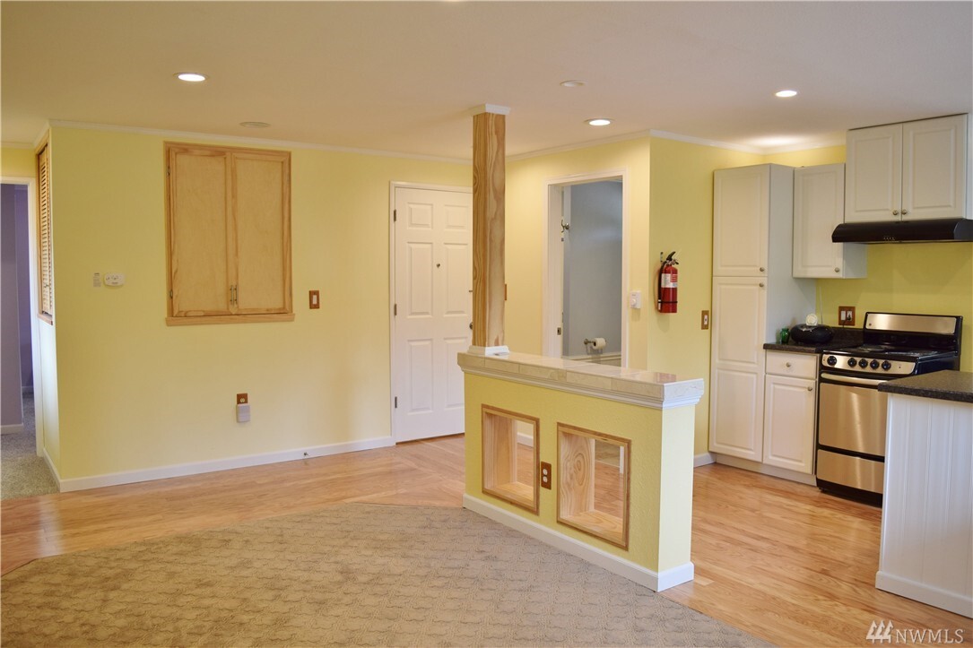 4564 168th Ave SE B  Bellevue WA 98006 photo