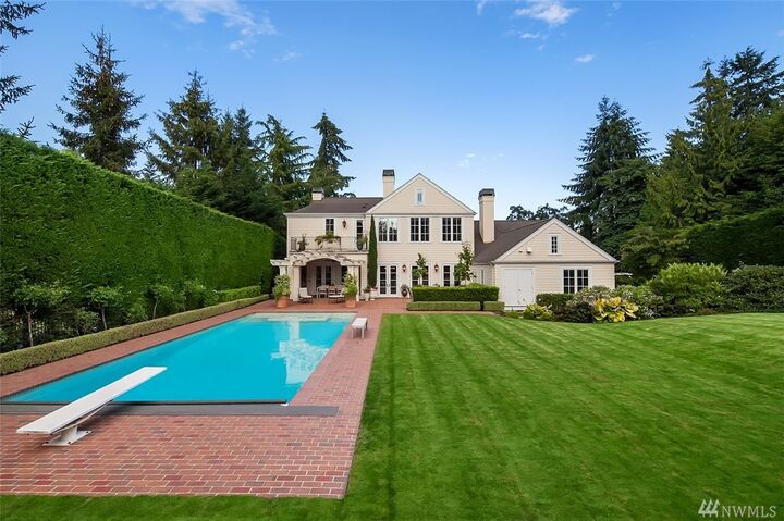 2201 Evergreen Point Rd  Medina WA 98039 photo