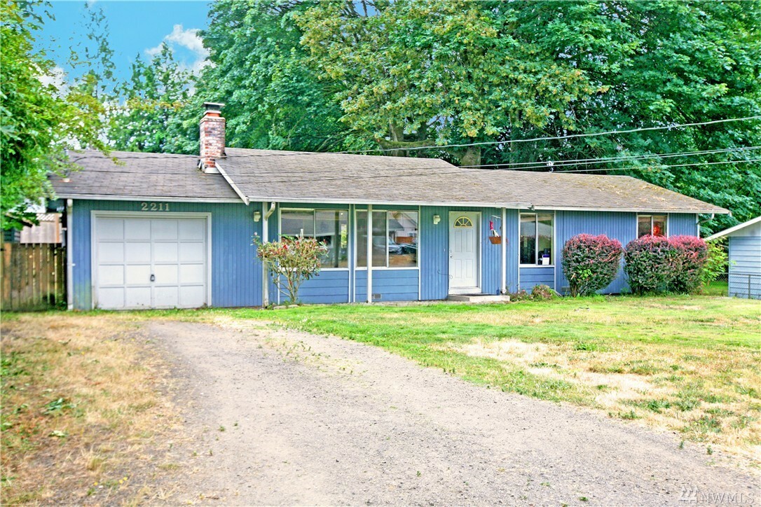 2211 NW Clinton Ave  Poulsbo WA 98370 photo