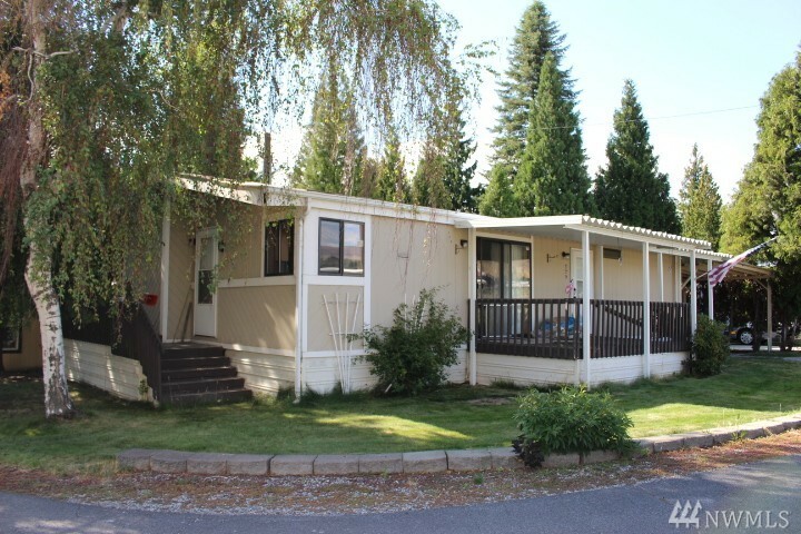 Property Photo: 329 N Georgia Ave WA 98802