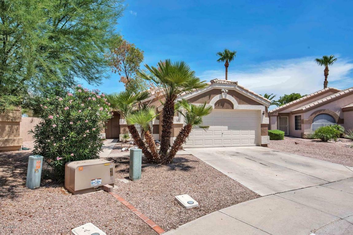 Property Photo:  65 S Kingston Street  AZ 85225 