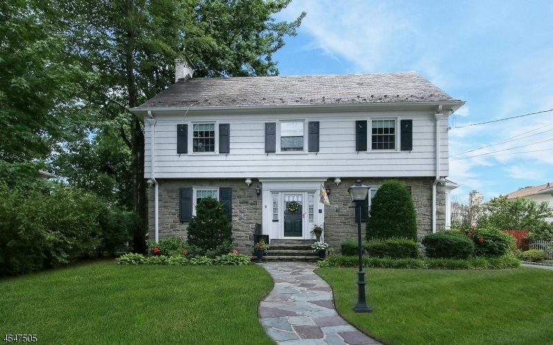 Property Photo:  947 Harding Rd  NJ 07208 