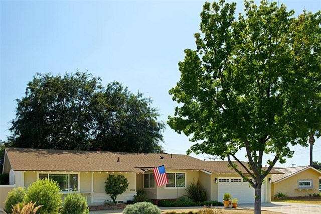 Property Photo:  1552 Cameo Drive  CA 92705 