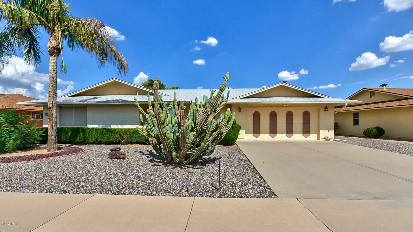 Property Photo: 11835 N Sun Valley Drive AZ 85351