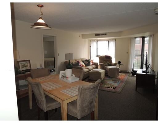 Property Photo:  60 Rantoul Street 506N  MA 01915 