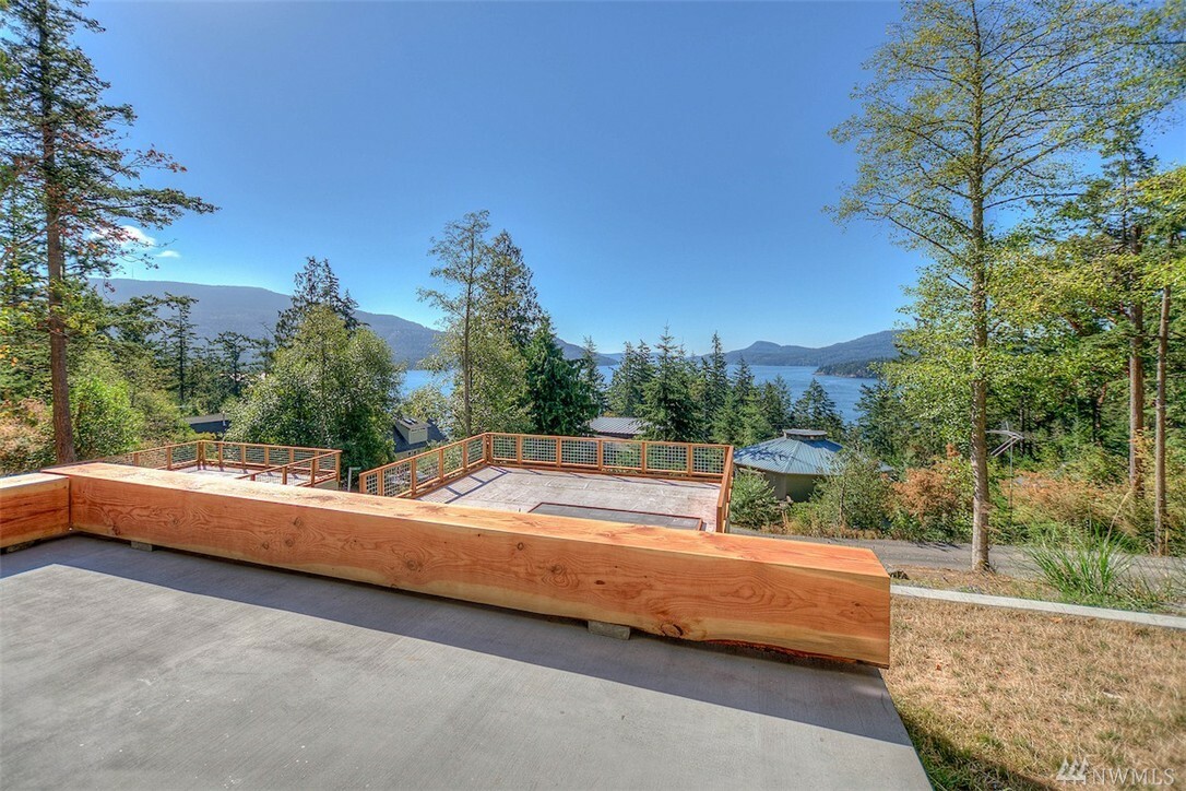 Property Photo: 282 Geer Lane WA 98245
