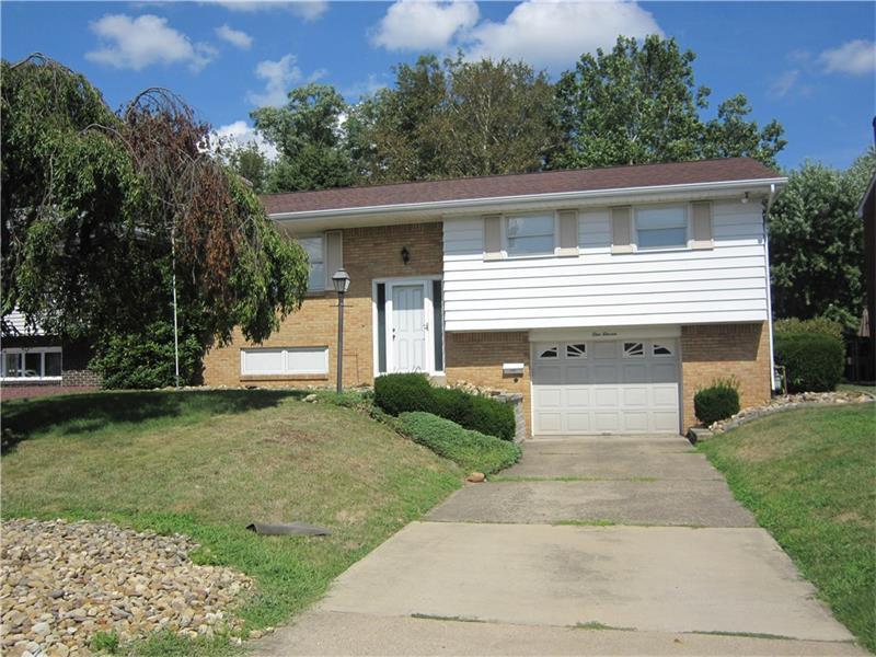 Property Photo: 111 Harphen PA 15132