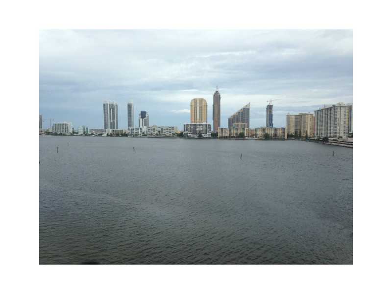 Property Photo:  2600 Island Bl 601  FL 33160 