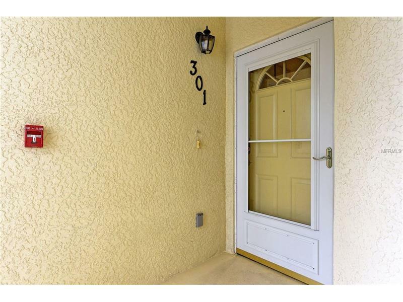Property Photo: 920 Cooper Street 301 FL 34285