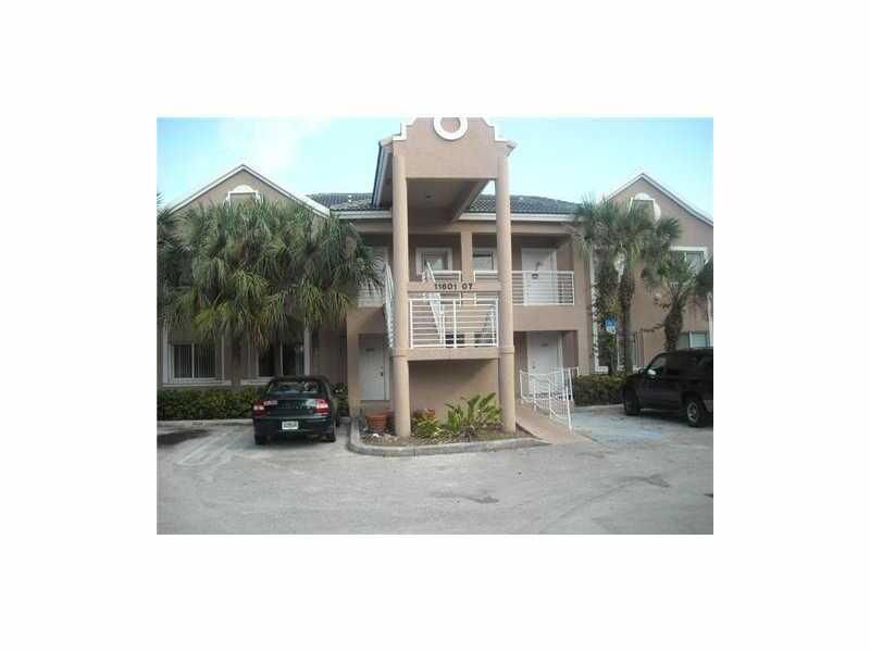 Property Photo: 11605 Royal Palm Bl 11605 FL 33065