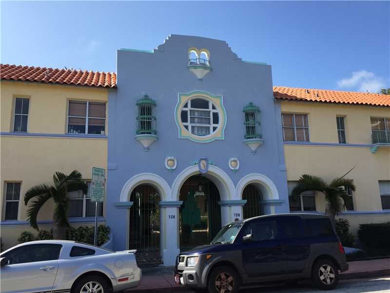 Property Photo: 736 13 St 104 FL 33139