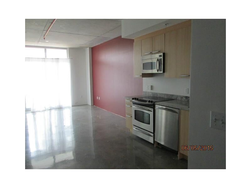 Property Photo:  2001 Meridian Av 306  FL 33139 