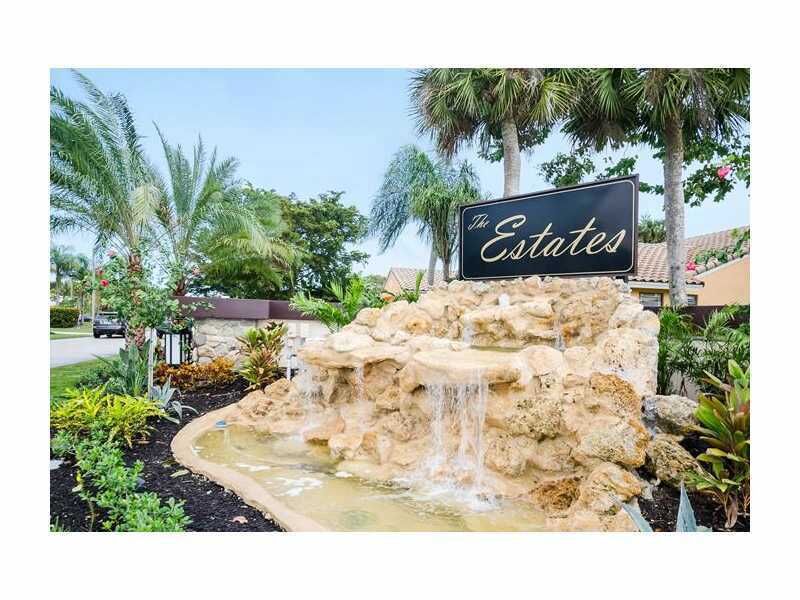 Property Photo:  7500 Banyan Wy  FL 33321 