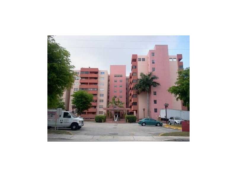 Property Photo:  5050 NW 7 St 402  FL 33126 