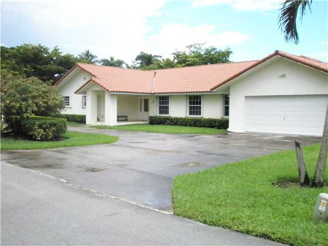 Property Photo: 9801 SW 124 Ct FL 33186